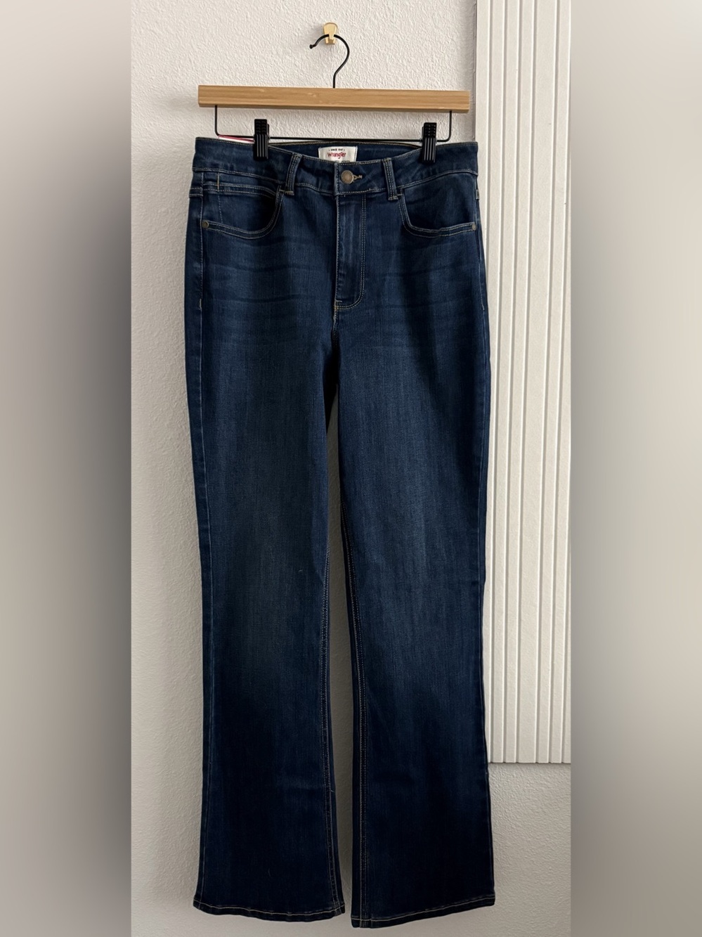 Wrangler High-Rise Bootcut Dark Blue Bootcut Jeans